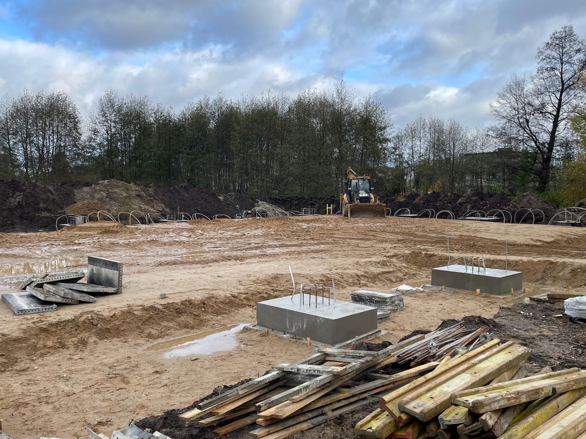 Trwa budowa sali gimnastycznej przy Szkole Podstawowej w Garkach!